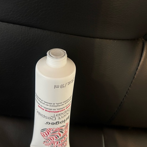 Briogeo Don’t Despair, Repair! Deep conditioning mask, sealed - Picture 2 of 3